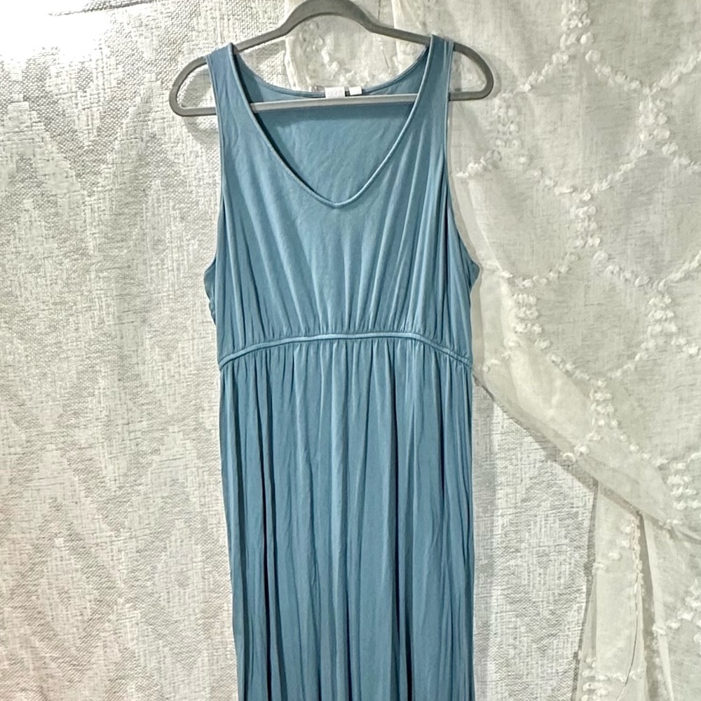 Gap Maternity sleeveless blue maxi dress with side slits size XL
